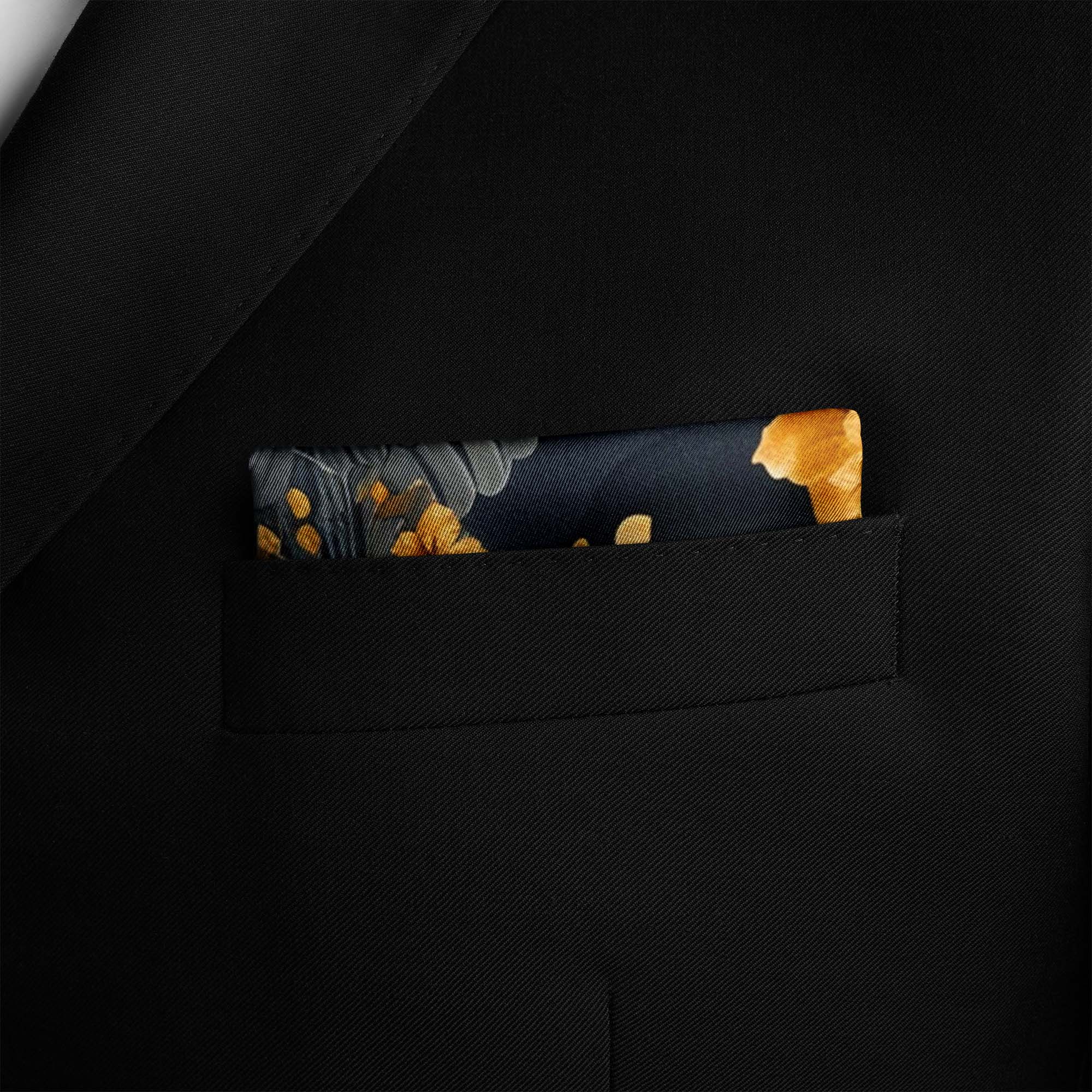 GOLD HUMMING BIRDS SILK POCKET SQUARE