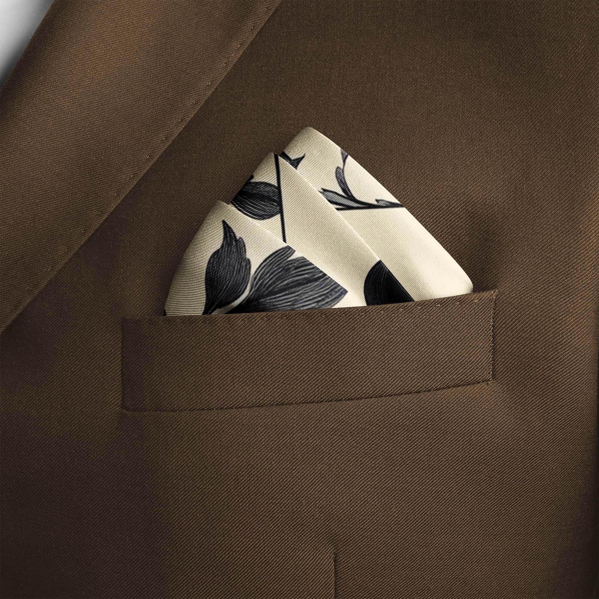 NEO-TRADITIONAL SILK POCKET SQUARE