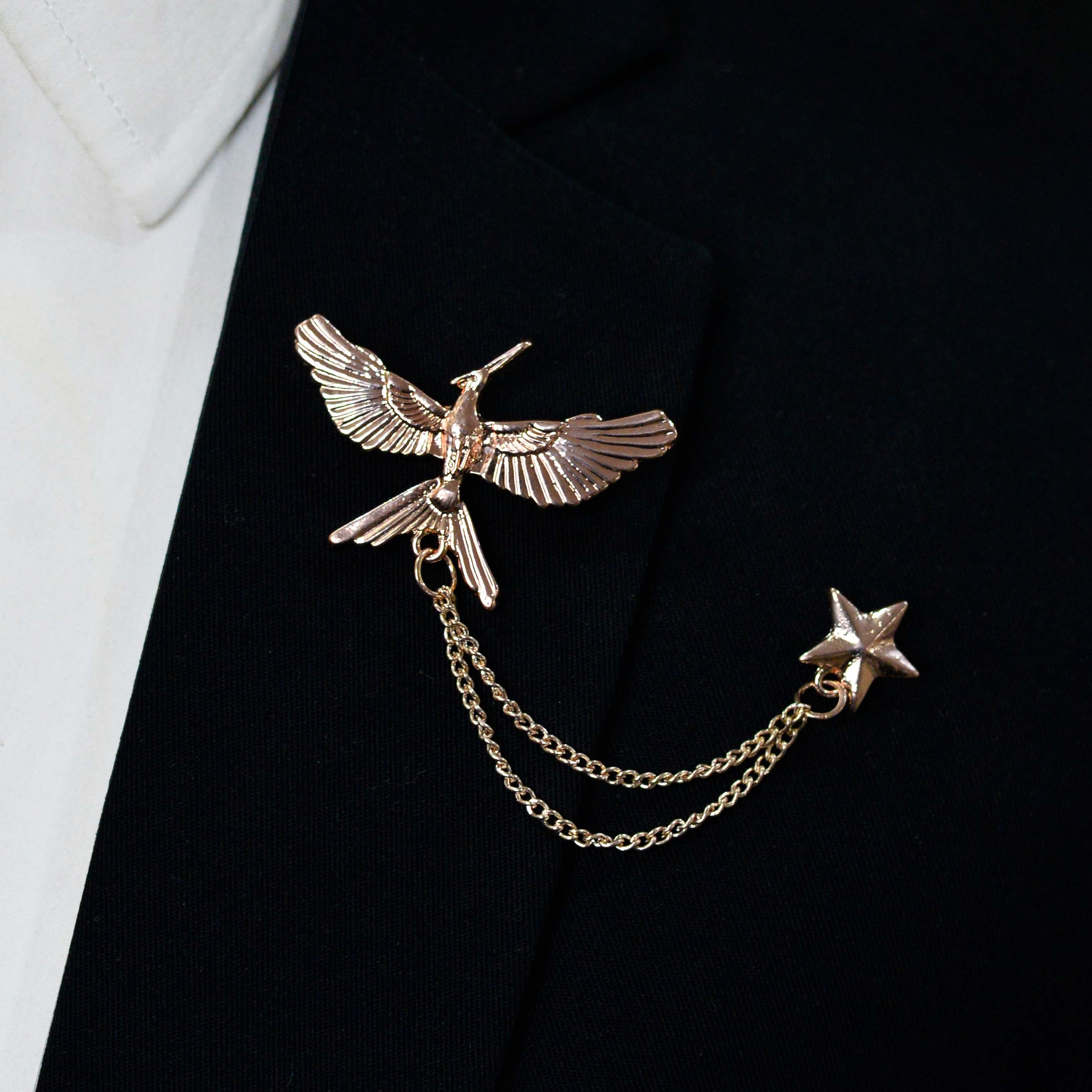 GOLDEN STYLISH BIRD CHAIN BROOCH