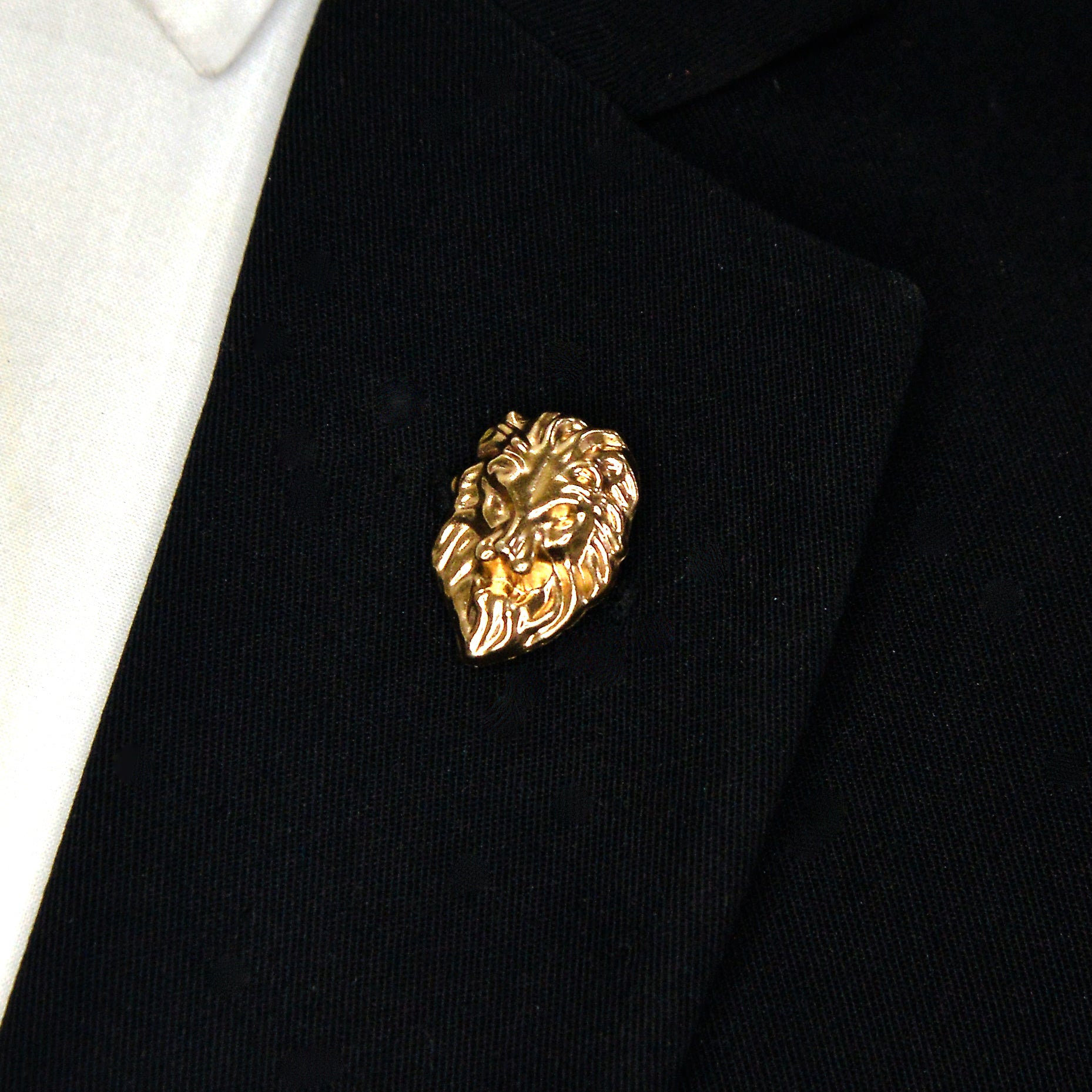 GOLDEN LION BROOCH