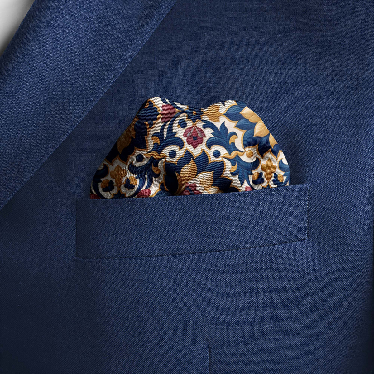GILDED ECLIPSE SILK POCKET SQUARE