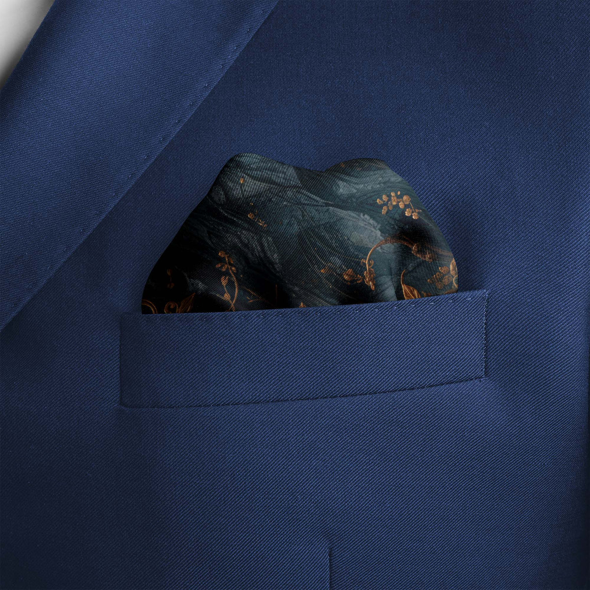 NOIR VERSAILLES SILK POCKET SQUARE