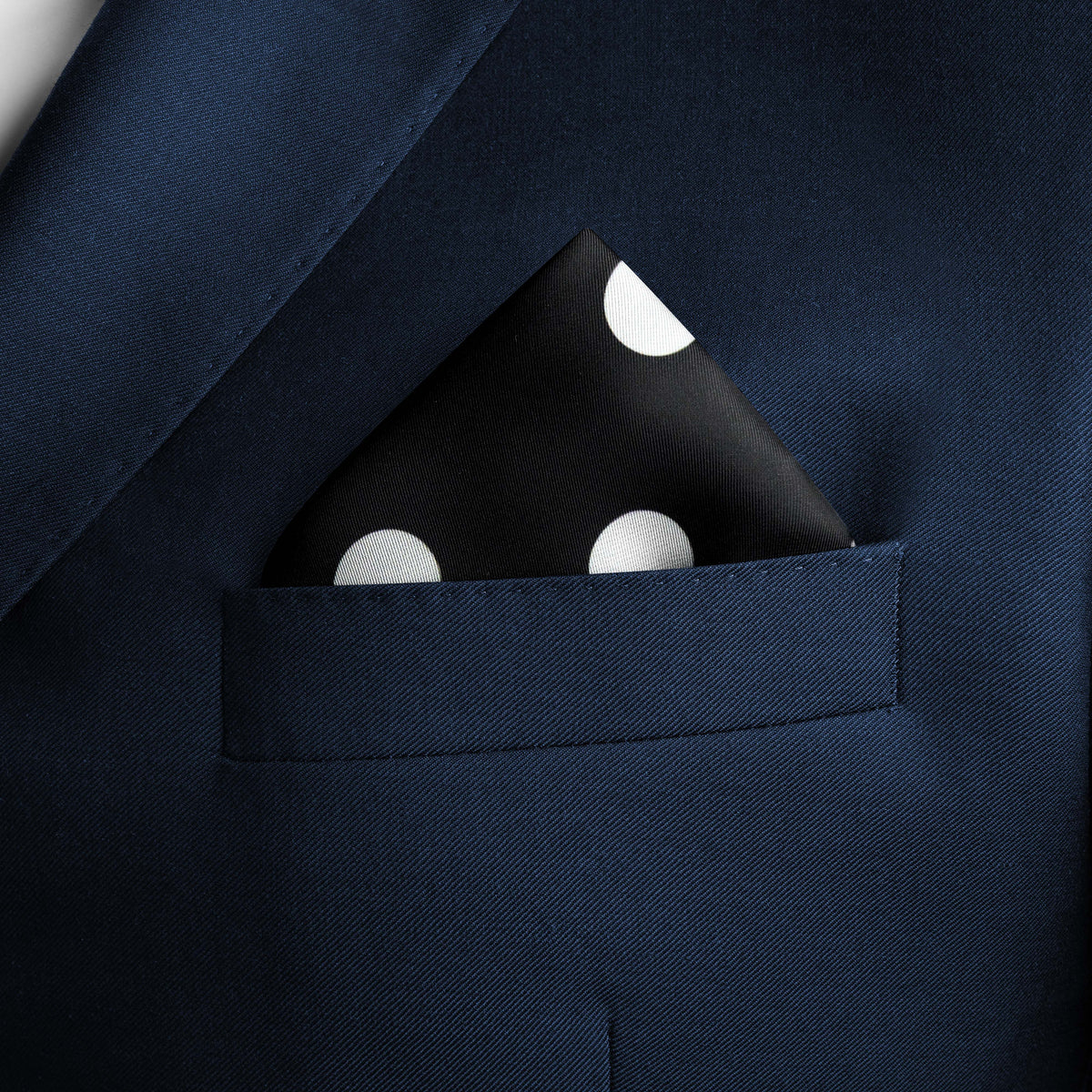 BLACK POLKA DOTS SILK POCKET SQUARE