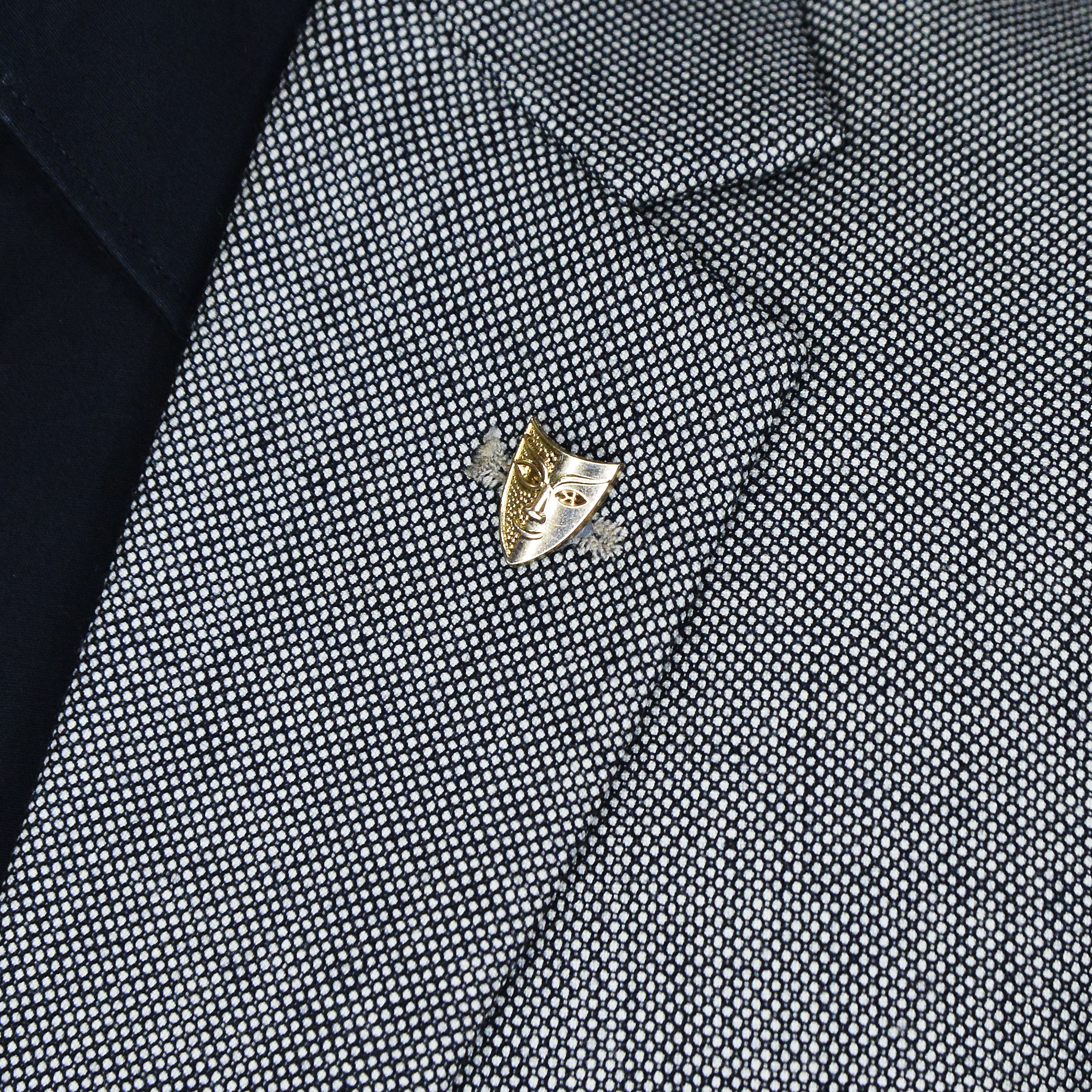GOLD JOKER MASK BROOCH