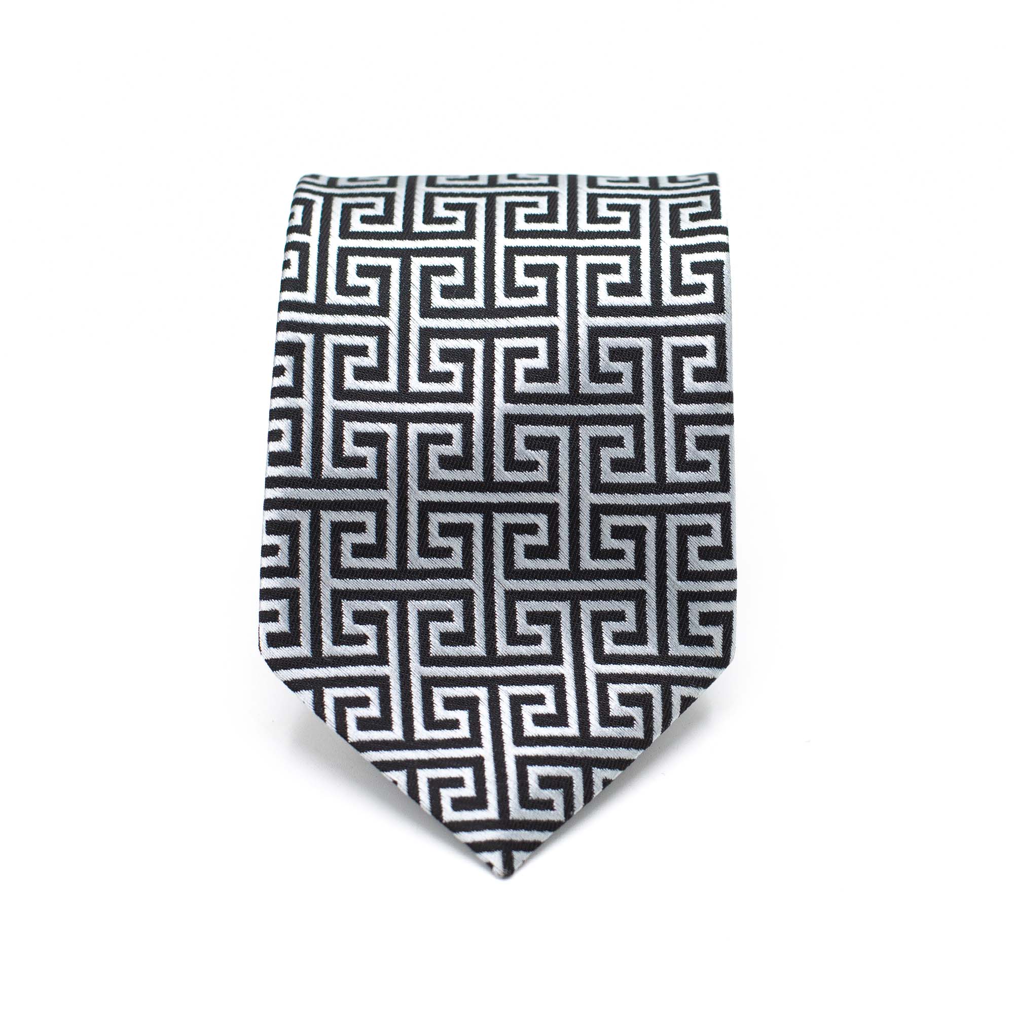 GEOMETRIC PATTERN TIE AND POCKET SQUARE SET